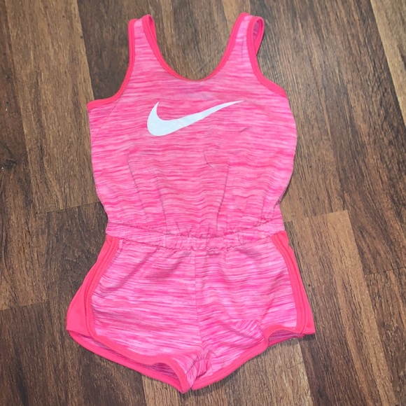 Nike Other - 🤚🏽 ADORABLE ROMPER 🤚🏽